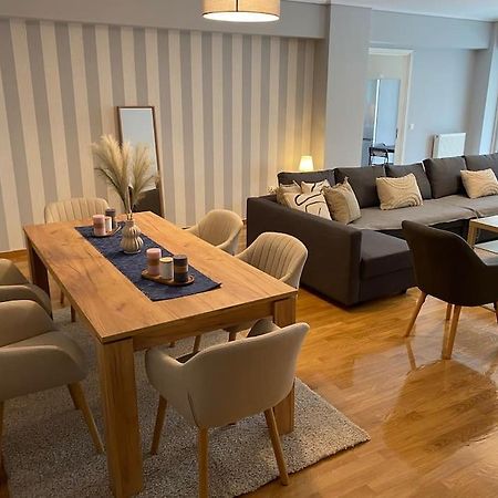 Classy 3Br With 2 Bathrooms Apartment In Marousi Athen Eksteriør bilde