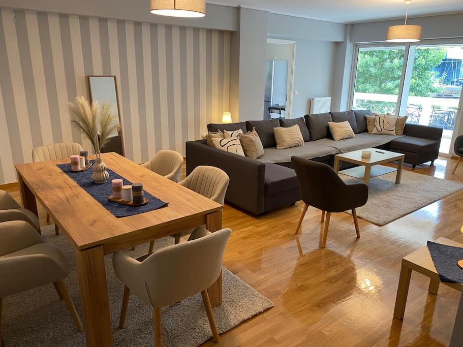 Classy 3Br With 2 Bathrooms Apartment In Marousi Athen Eksteriør bilde