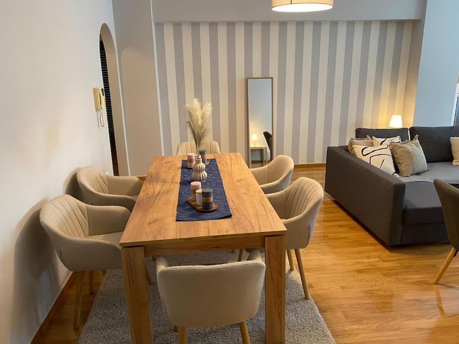 Classy 3Br With 2 Bathrooms Apartment In Marousi Athen Eksteriør bilde