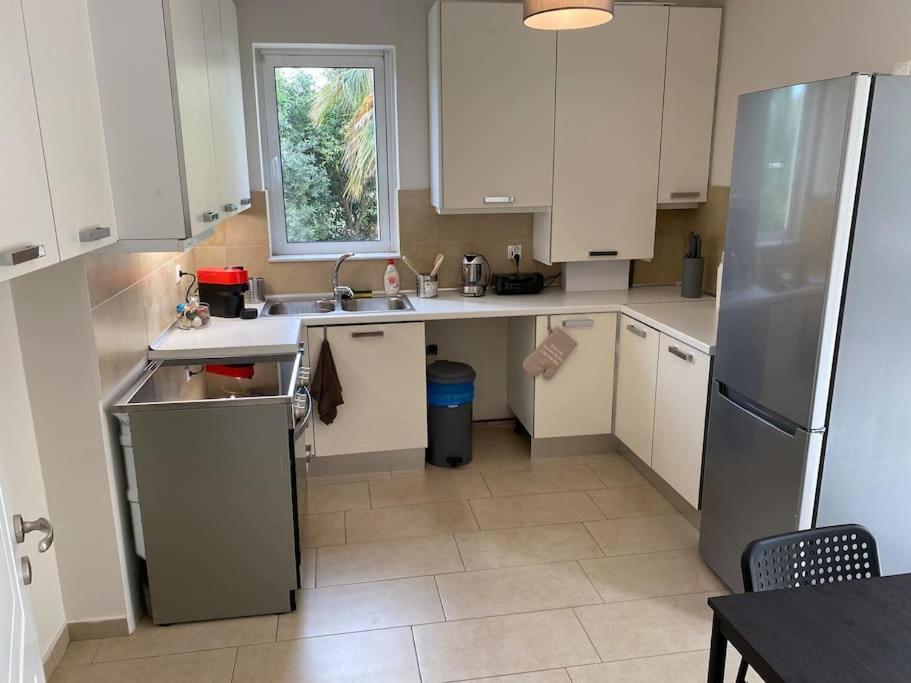 Classy 3Br With 2 Bathrooms Apartment In Marousi Athen Eksteriør bilde